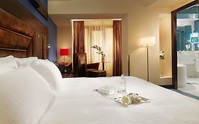 Crowne Plaza Athens 5*